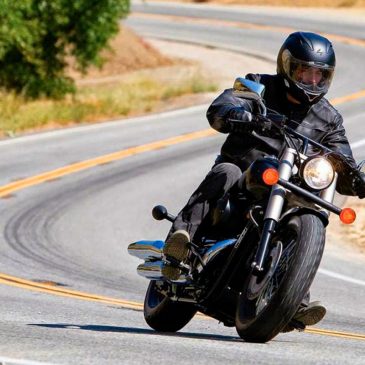 Uso de casco en motocicleta