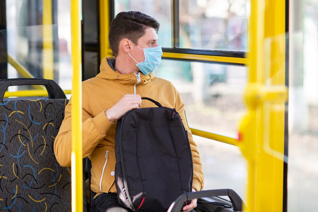Cuidado en el transporte público